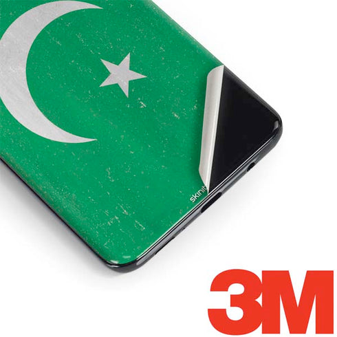 Pakistan Flag Distressed Galaxy S9 Skin